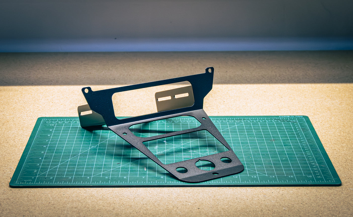 Polaris Pro R 2025 short console with Rugged Radios and RLB Pro8