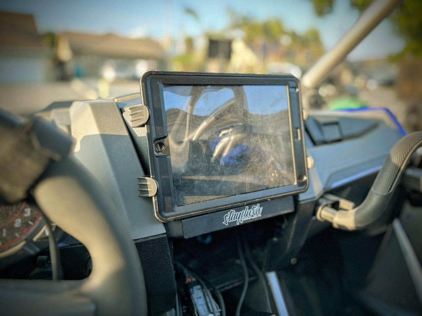 2025 Polaris RZR Pro R / XP Universal Tablet / GPS Mount – StayFlush Motorsports